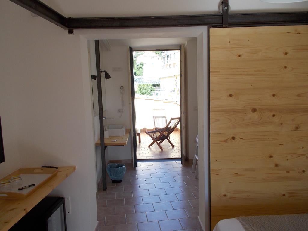 Le Stanze Del Poeta Salerno Exterior foto